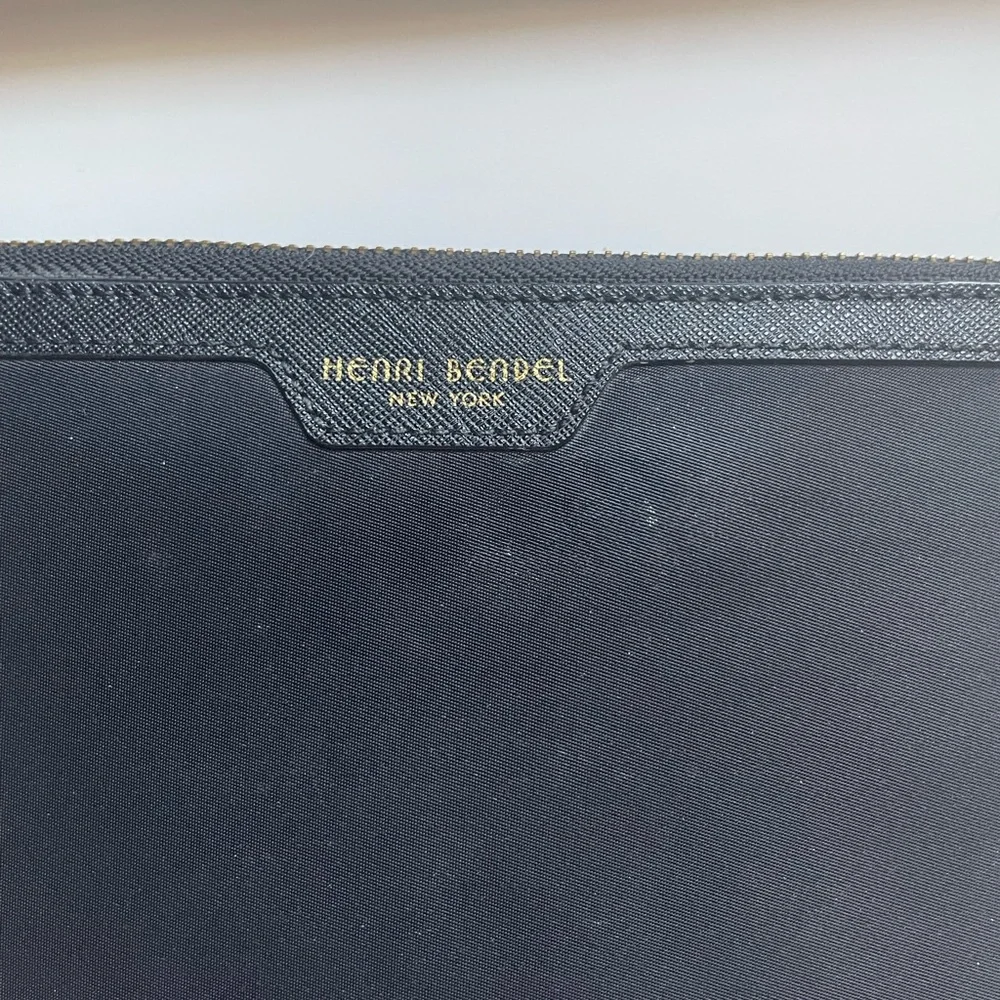 Henri Bendel Black Continental Wallet w/ Purple Interior - Picture 2 of 8